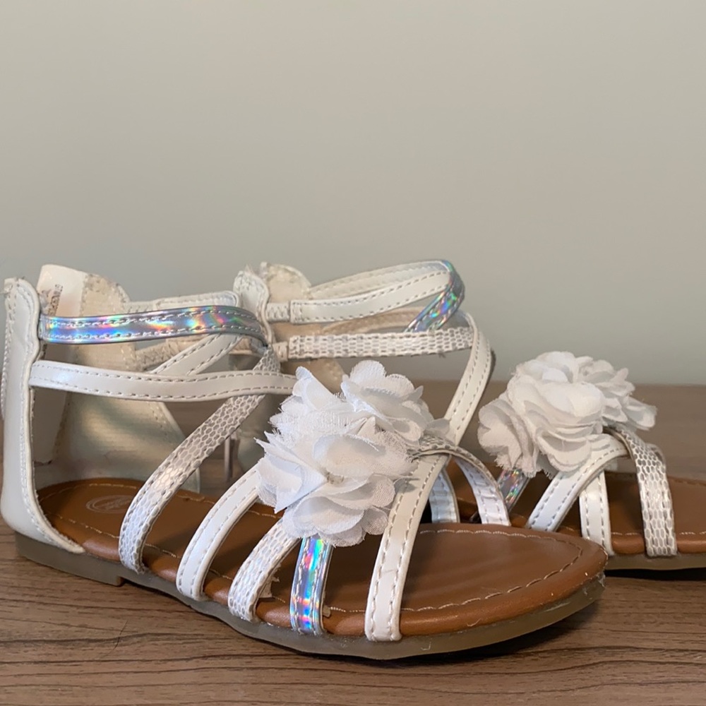 Leather strappy sandals